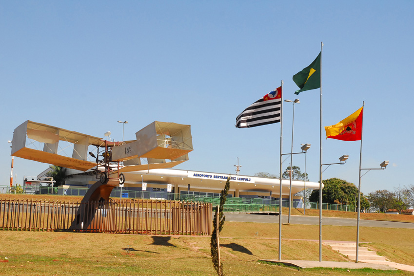 Aeroporto de Sorocaba “Bertram Luiz Leupolz”