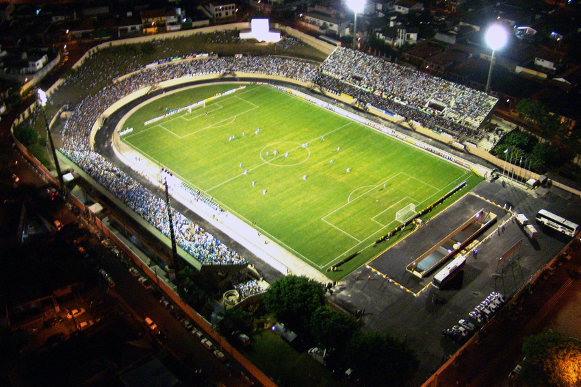 Estádio Municipal Walter Ribeiro – CIC